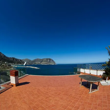 Holiday home Casa Agave